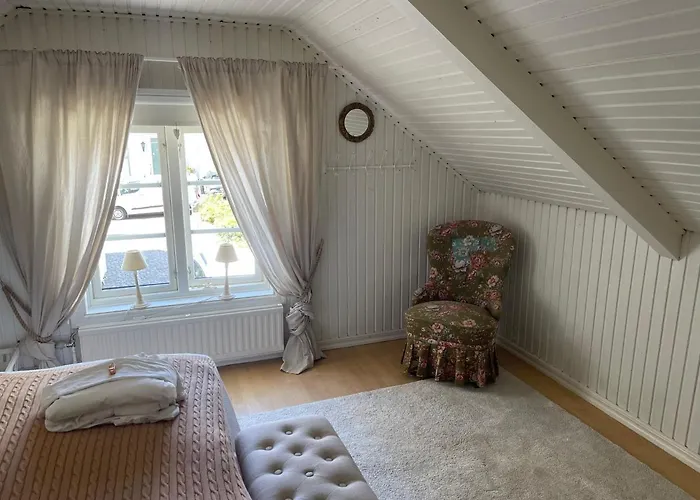 Pia'S House